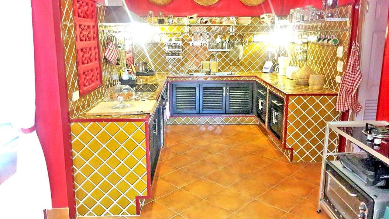 Amazing Tropical Family Thai Style Villa All Costs Included Pattaya Exterior photo